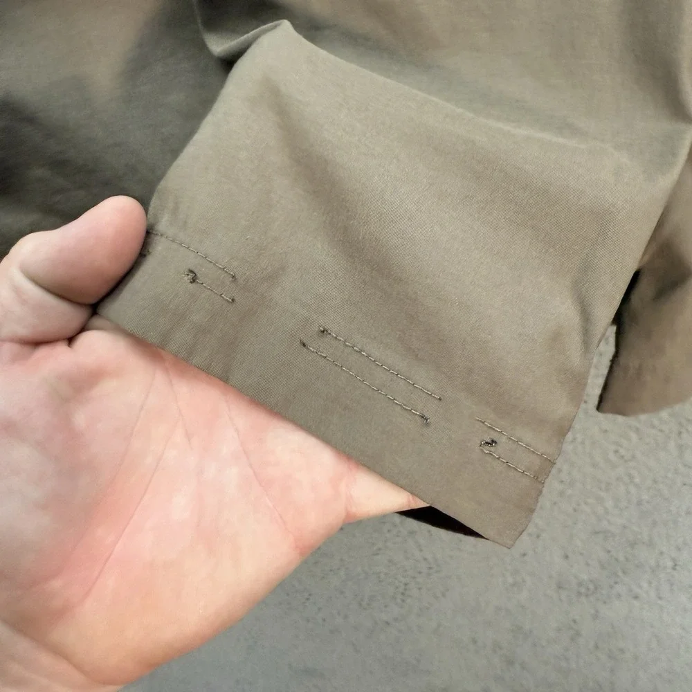 Duluth Trading Co Shorts‎ Mens 46 Brown Flex Dry On The Fly 9